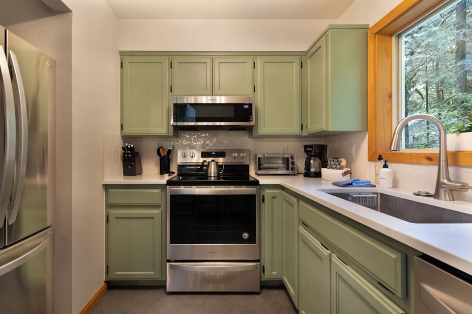 Fully-stocked kitchen so you can prepare home-cooked meals during your stay