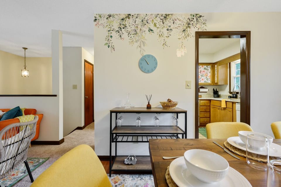 Dine in vintage-inspired comfort.