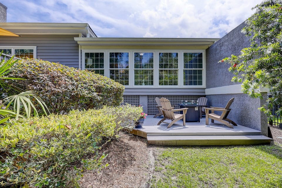 Back deck featuring a fire pit