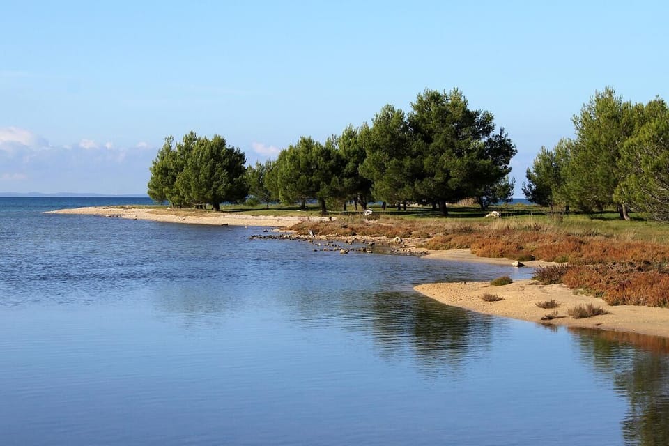 Nearby beaches