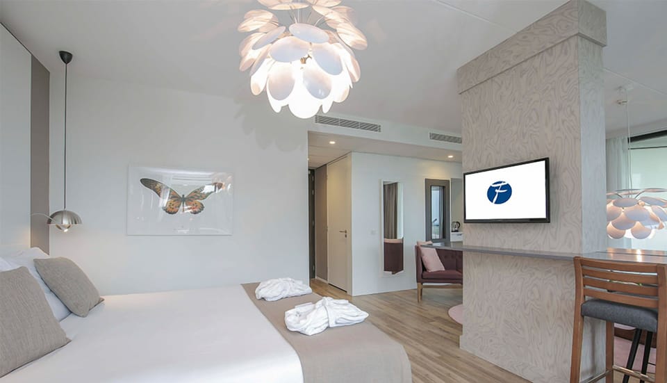 Unit with Double bed