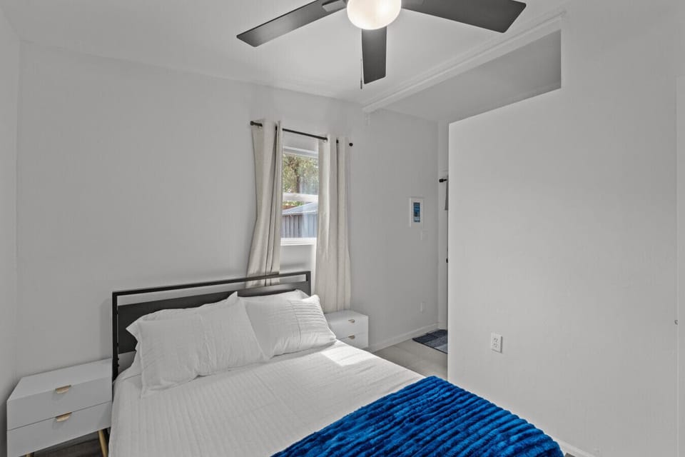 Full Size Bed