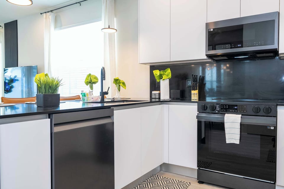 Blend smoothies or brew fresh coffee in your fully equipped kitchen with a blender, toaster, and coffee maker.