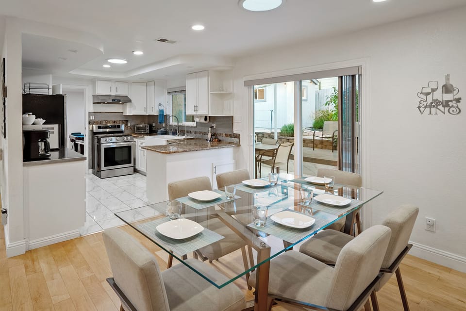 Dining Area/Kitchen - Dining Area leading into the spacious kitchen