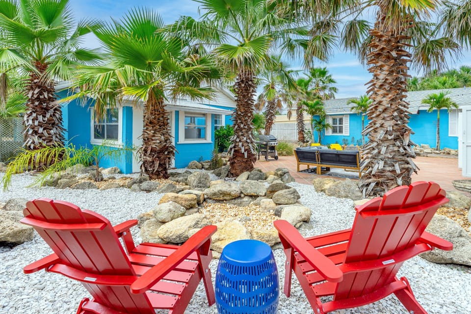 Shared Patio - Your Perfect Evening Retreat