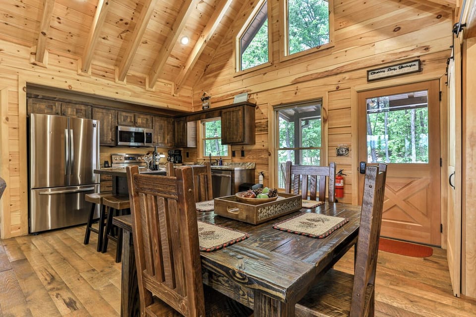 Dining Area for 4