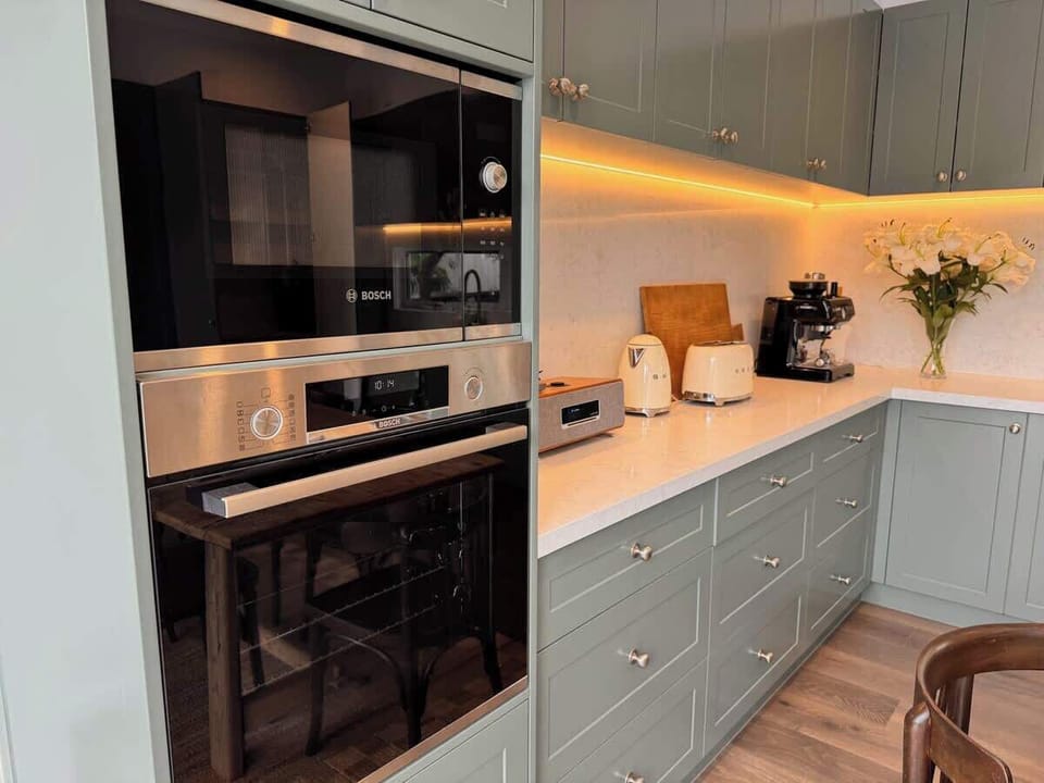 European applicances, integrated fridge and walk in pantry make light work of everything
