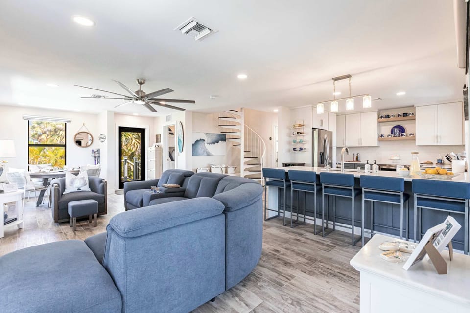 Designed for easy gathering, the seamless flow into the kitchen and living room is perfect for spending time together after a day of adventure.