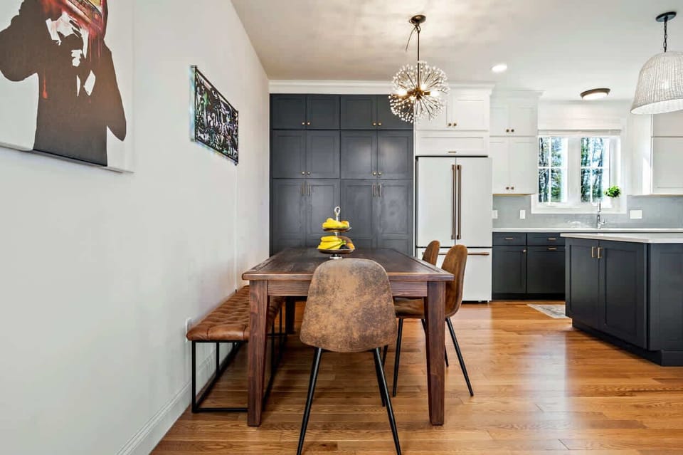Dining table with seating for 6 