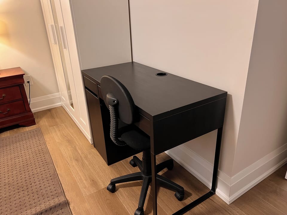 Work Desk 