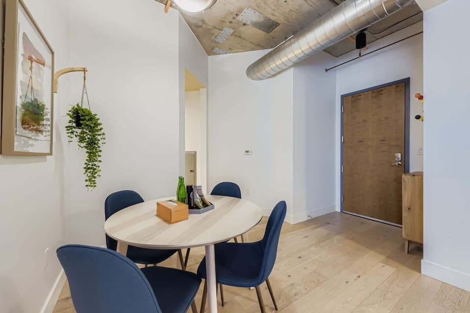 Small Table Perfect for Casual Meals