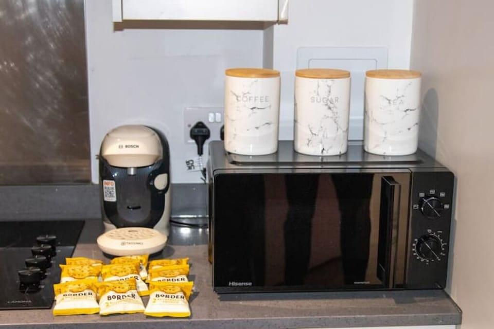 All essentials provided, coffee machine, microwave, teas and coffees for all 