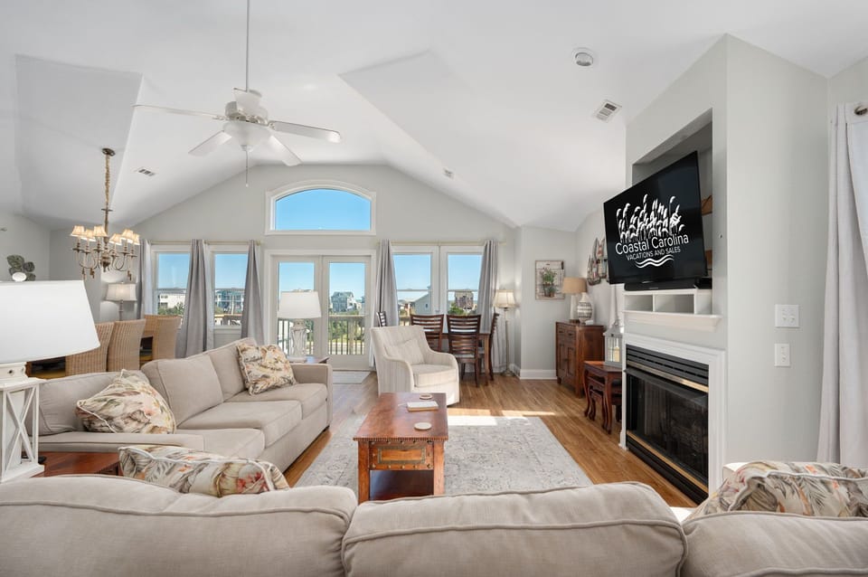 SNH263: Gone Coastal | TL Living Area, Fireplace (Off-Season Only)