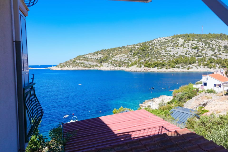 Balcony 2