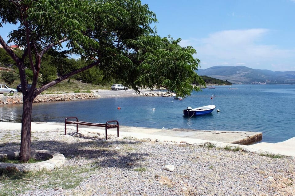 Nearby beaches