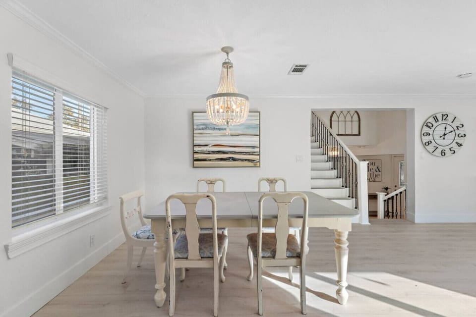 Another angle of the dining area
