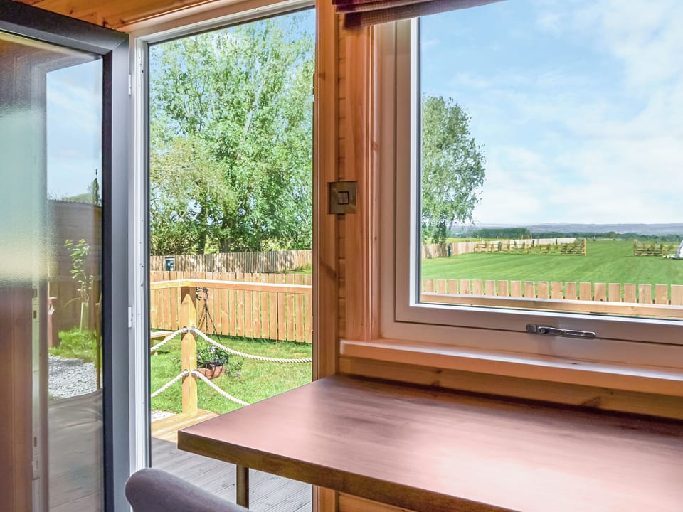 View | Ewe Lodge - Shamrock Shepherds Huts, Kirby Misperton