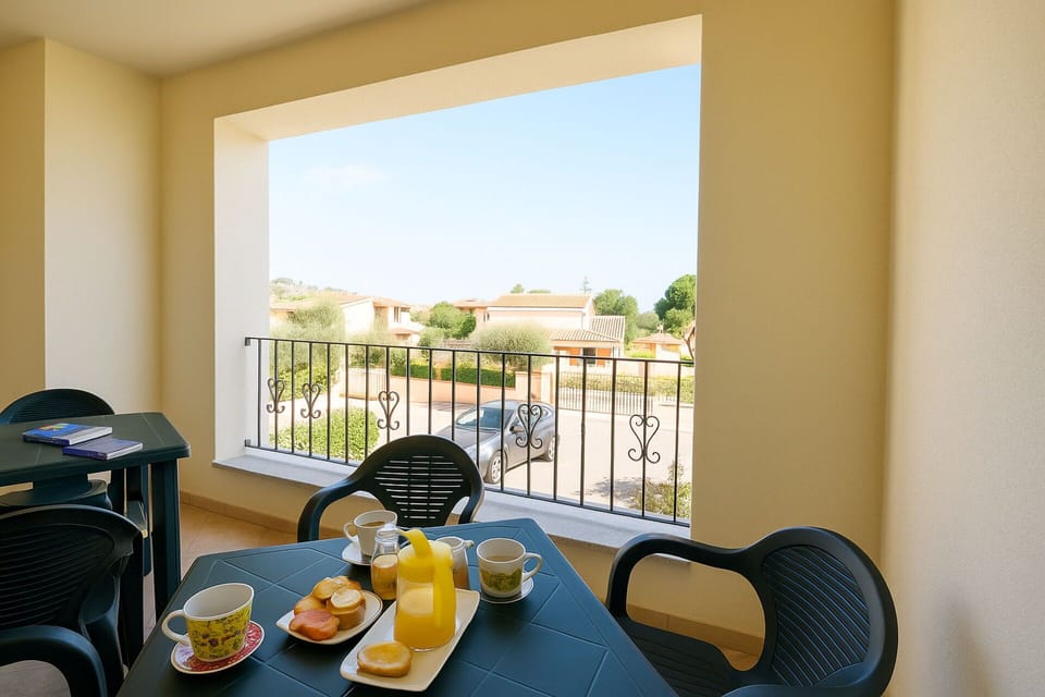 Autumn, Balcony / Terrace / Patio, Spring, Summer