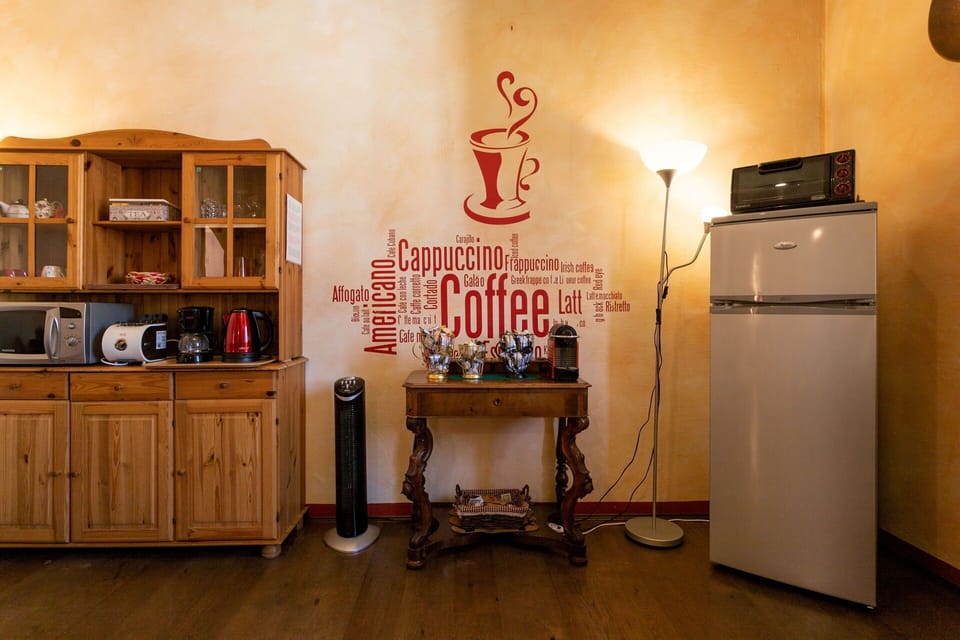 Dining Room, Kitchen