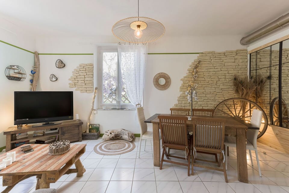 Dining Room, Living Room