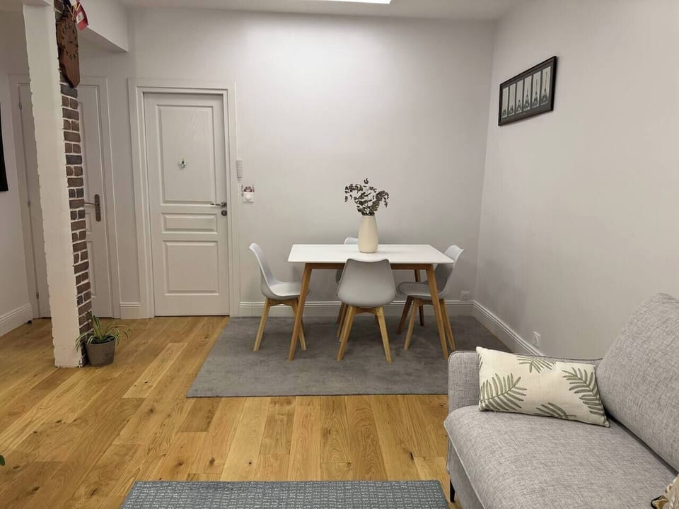 coin repas pour 4 à 6 personnes