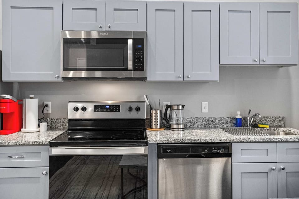 Fully equipped kitchen