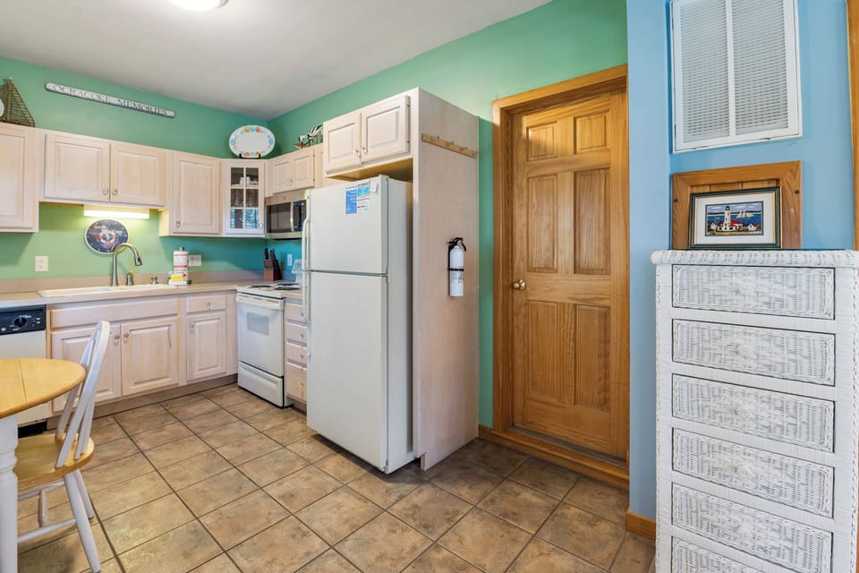 CV1A-Shell-Castle-A-Kitchen-Area