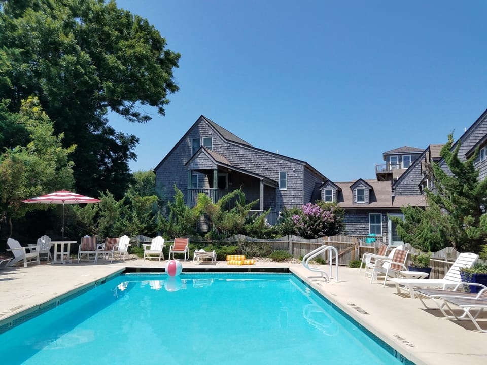 Villa Community Pool