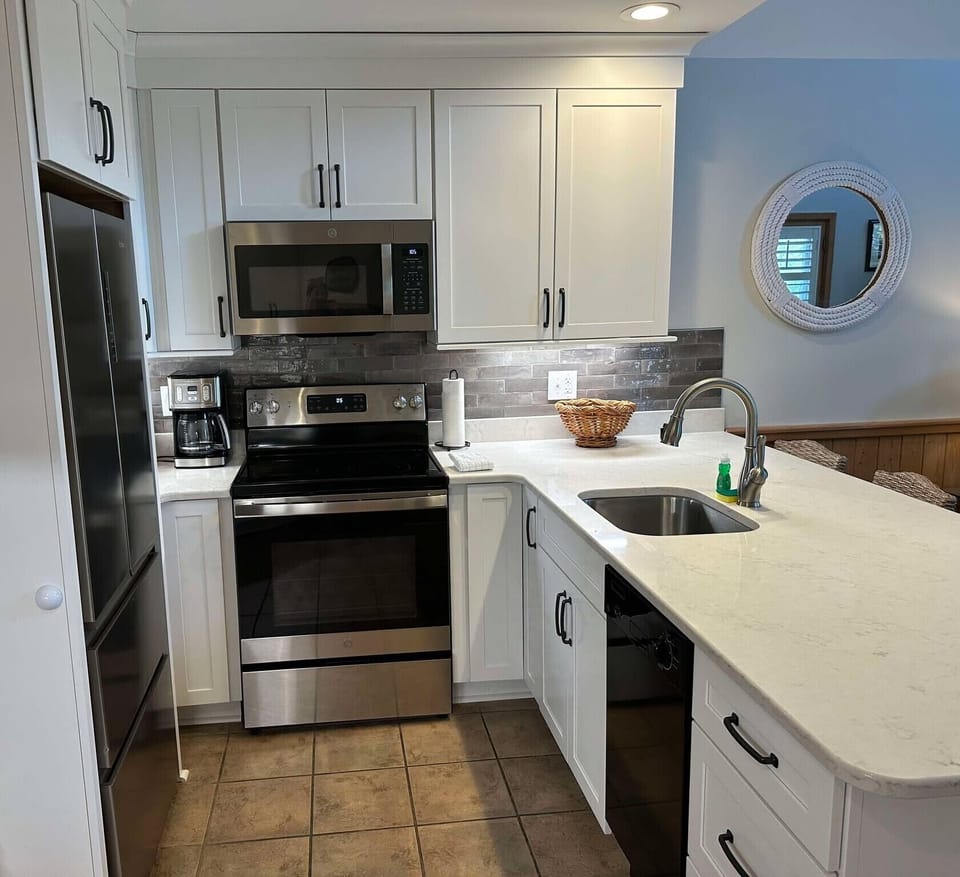CV7 Kitchen (alternate view)