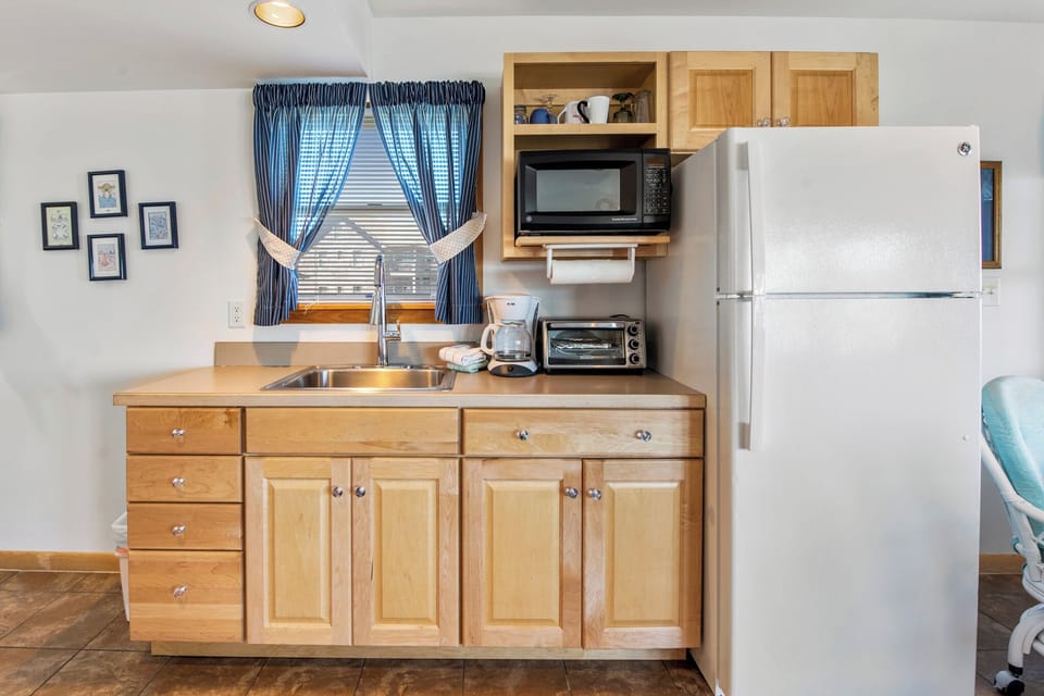 CV9B-Net-House-B-Kitchenette-Area