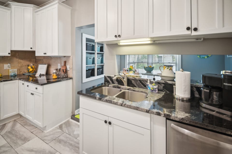 Indoors, Kitchen, Sink, Sink Faucet, Floor