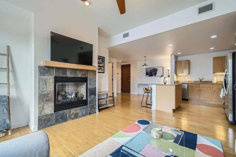 Elegant Open-Concept Space 