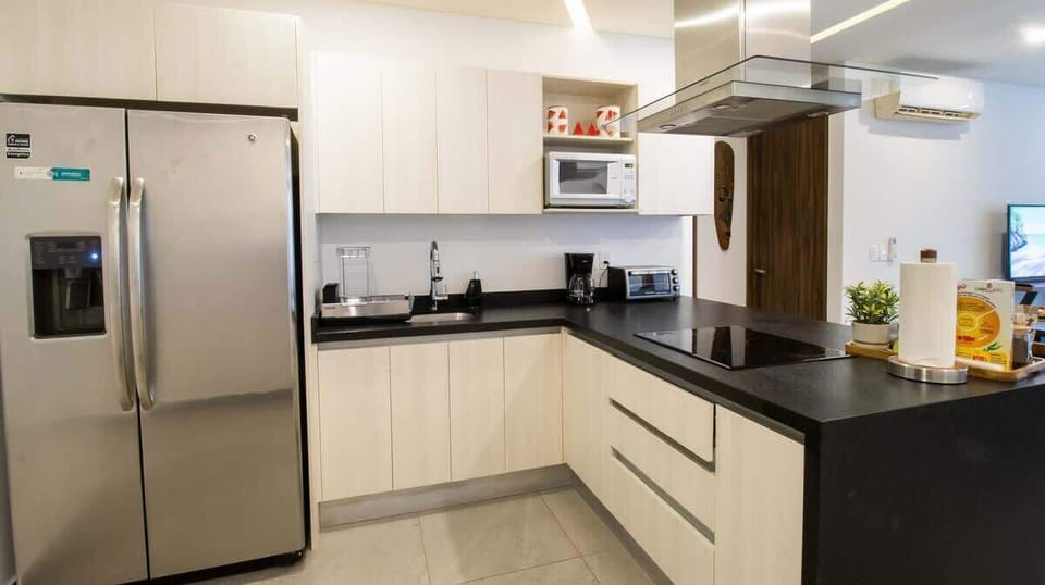 Fully-equipped kitchen for home-cooked meals