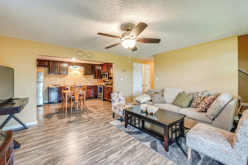 Living Room | 1st Floor | Flat-Screen TV | Wall A/C & Heating Units