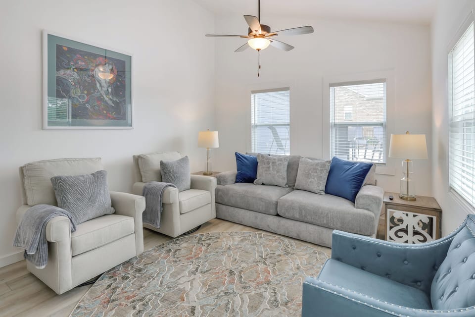 Fayetteville Vacation Rental | 5BR | 3BA | 1,777 Sq Ft | Stairs Required