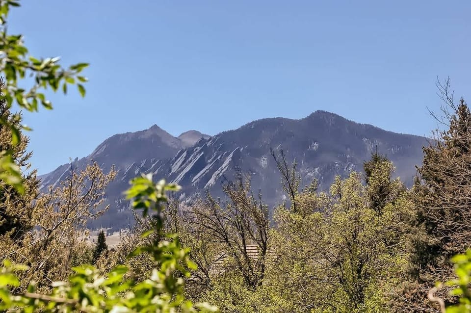 Views of the Flatirons 