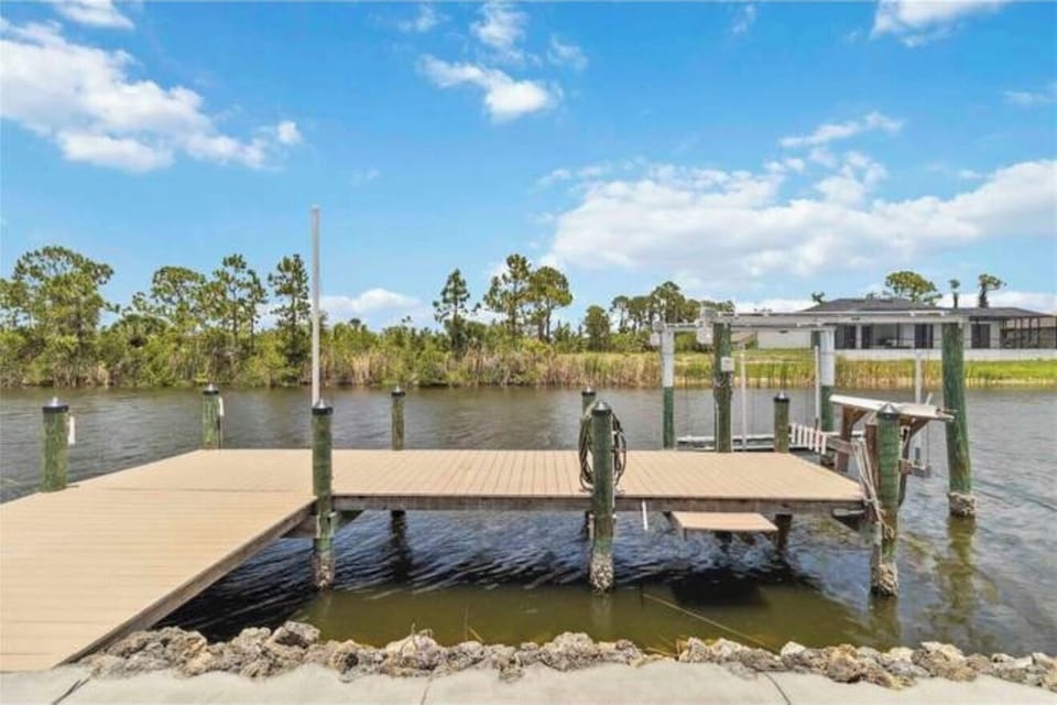 Dock 