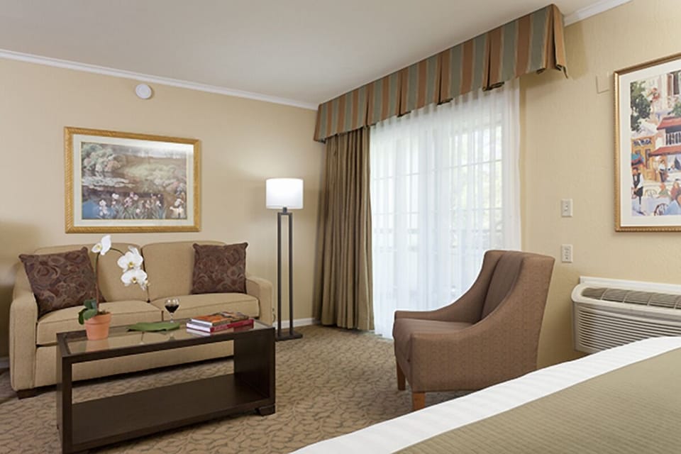 Relax with a drink in the inviting sitting area after exploring.