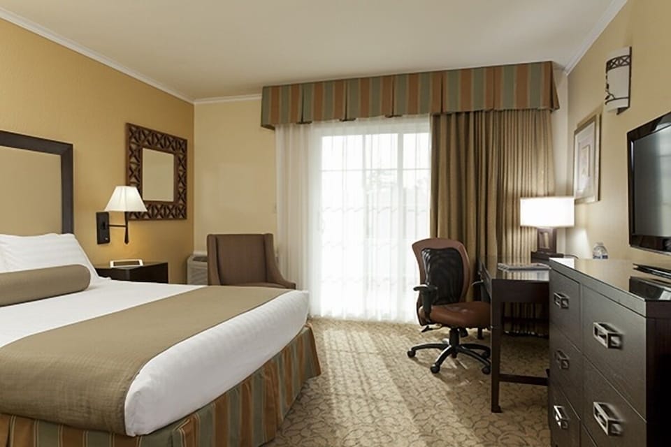 Settle in with a comfy work nook and spacious layout.