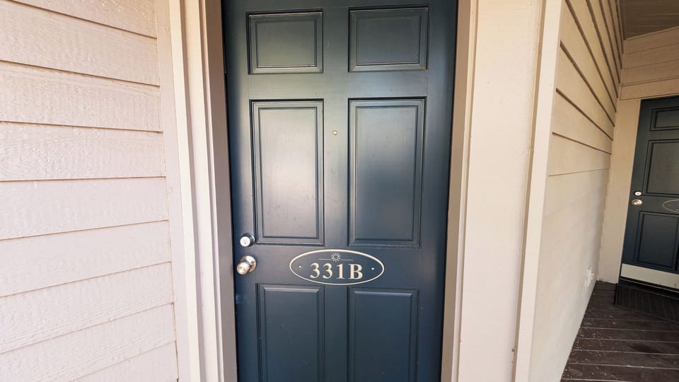 Welcome to Mt Bachelor Village 331B!