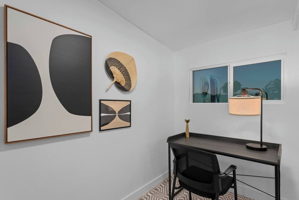 Private home office