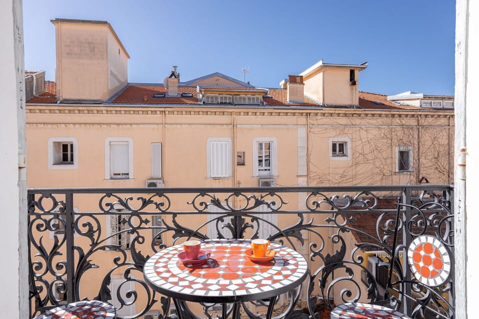 Balcony / Terrace / Patio