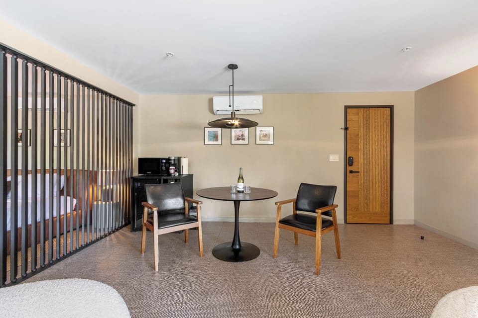 Seating area to enjoy your coffee or beverage.
