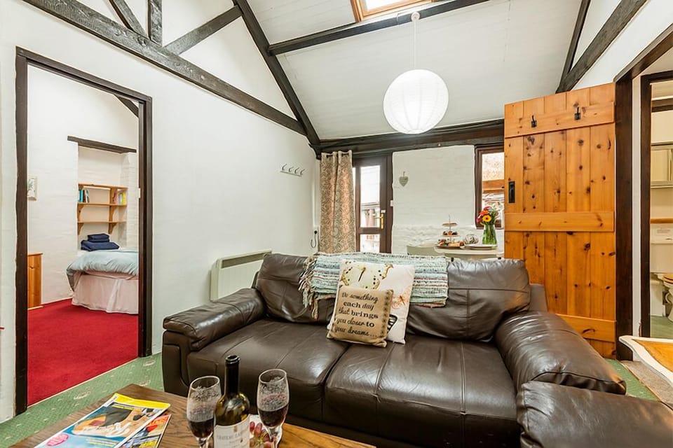 Living Room / Lounge