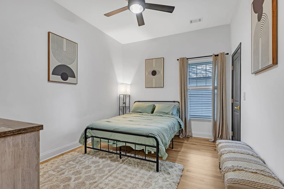 Indoors, Home Decor, Rug, Bed, Furniture