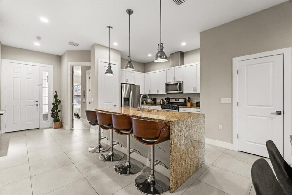 2652 Sunrise Shores Dr (6).jpg