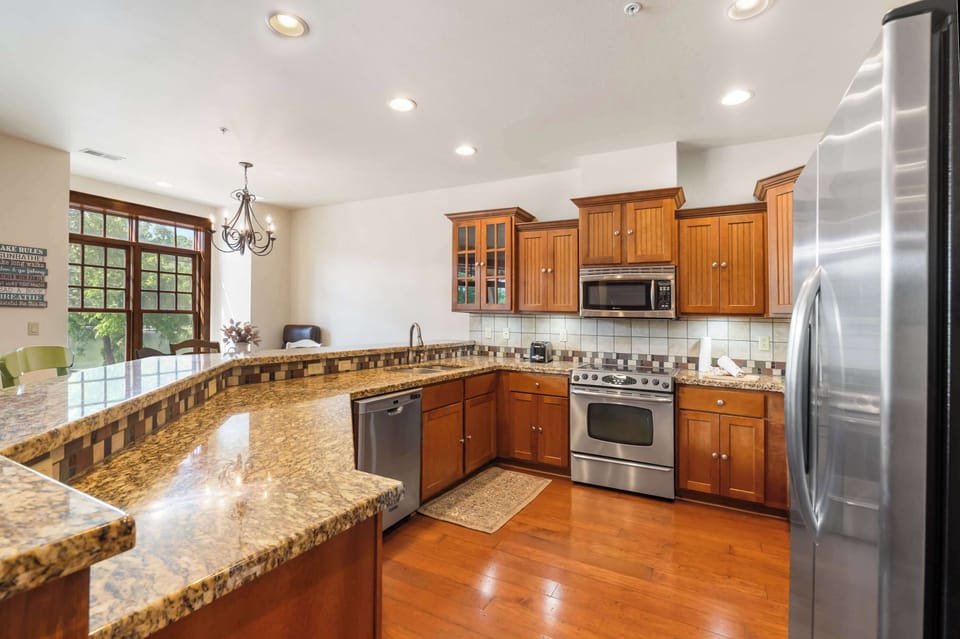 Prepare your favorite meals in the full kitchen 