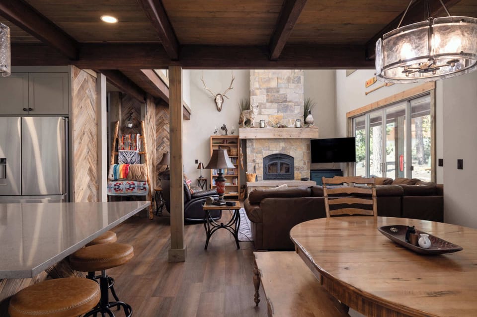 Open concept floor plan 