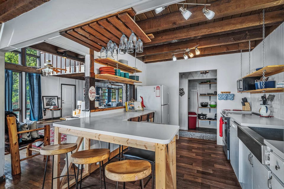 Kitchen with Bar Seating and All the Essentials!