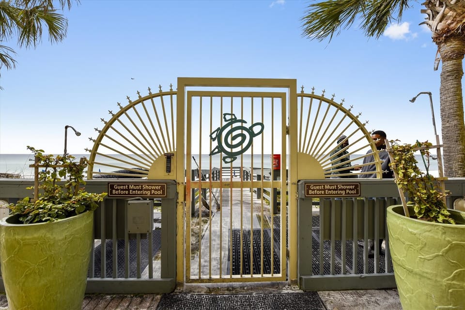 Gated beach access